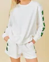 Main Strip Clover Sequin Patch Shorts In White In White
