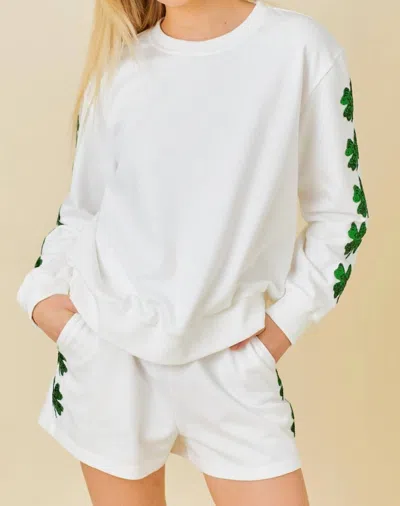Main Strip Clover Sequin Patch Shorts In White