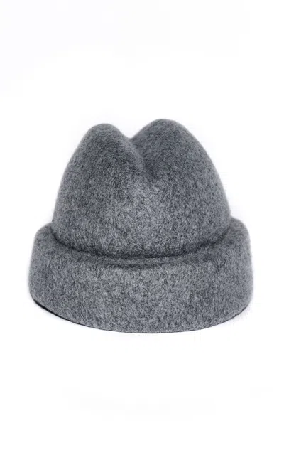 Mains De Vapeur Coeur Beanie In Gray