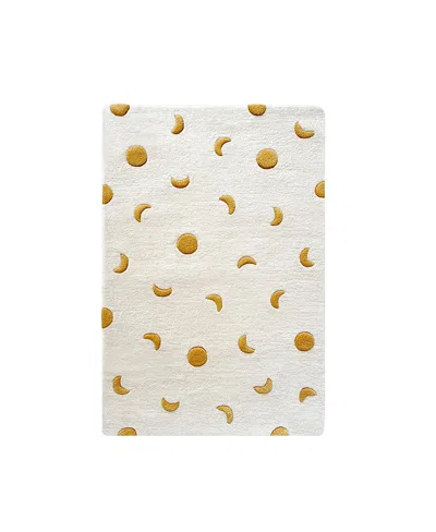 Maison Deux Rug Moons 2.6 X 3.9 Ft In White