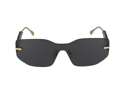 Maison Fendi Sunglasses In Multi