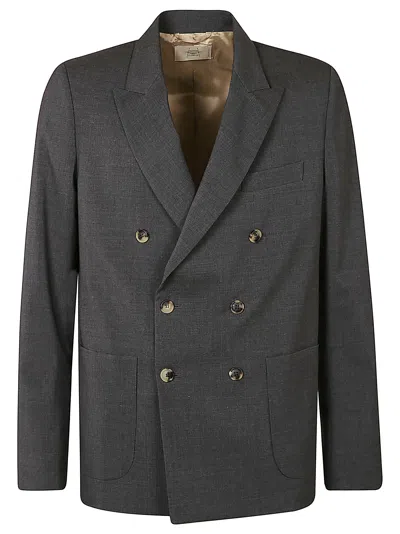 Maison Flaneur Patched Pocket Double-breasted Formal Dinner Jacket In Gray
