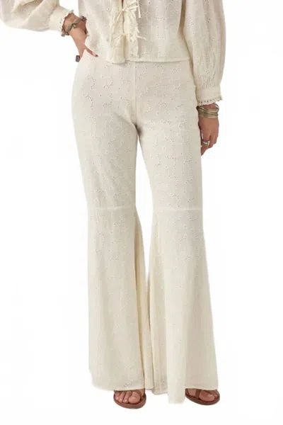 Maison Hotel Miguelon Flared Pant In Chalk In White