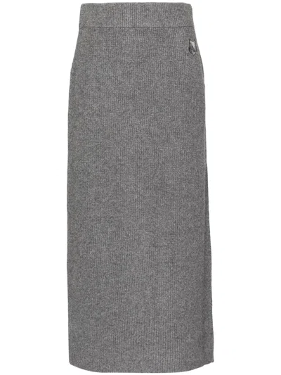 Maison Kitsuné Bold Fox Head Patch Ribbed Skirt In Grey