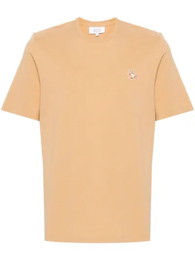 Maison Kitsuné Chillax Fox Patch T-shirt In Beige