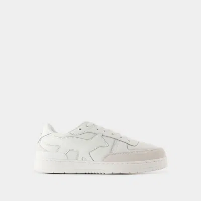 Maison Kitsuné Chiru Sneakers In White
