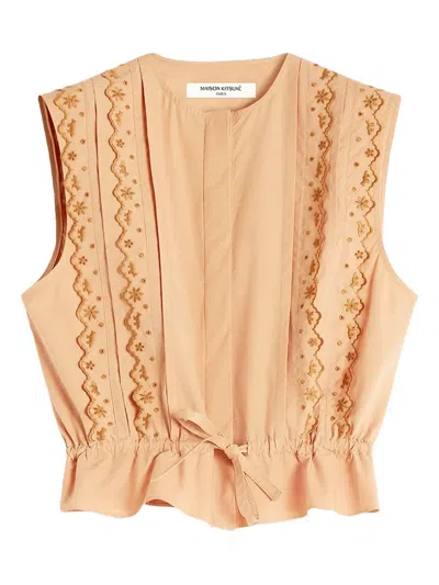 Maison Kitsuné Embroidered Sleeveless Blouse In Neutral