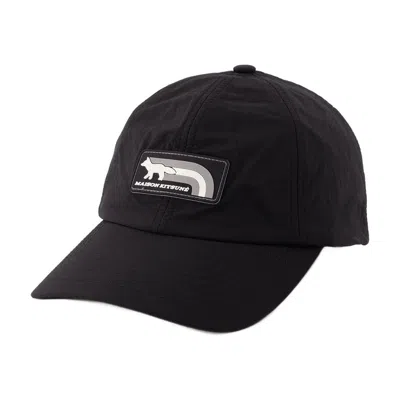 Maison Kitsuné Flash Fox 6p Cap In Black