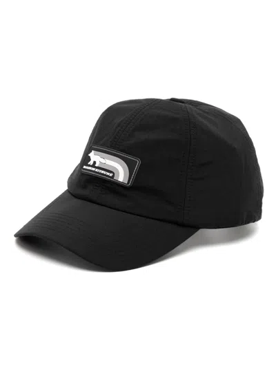 Maison Kitsuné Flash Fox 6p Cap In Black