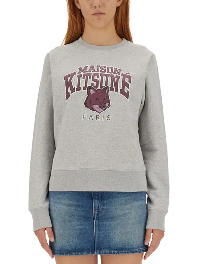Maison Kitsuné Grey Graphic Crew Neck Sweatshirt In Gray