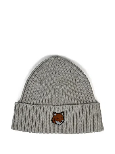 Maison Kitsuné Fox Head Ribbed-knit Beanie Hat In Gray
