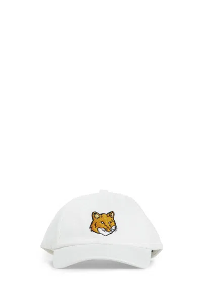Maison Kitsuné Bold Fox 棒球帽 In White