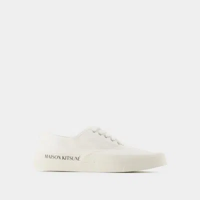 Maison Kitsuné Lace-up Sneakers In White