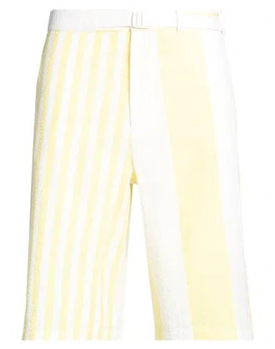 Maison Kitsuné Man Shorts & Bermuda Shorts Pastel Yellow Size L Cotton