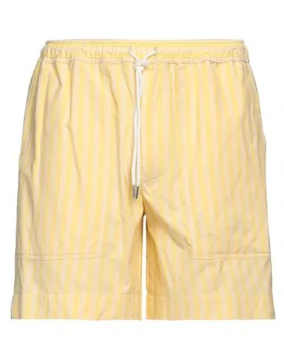 MAISON KITSUNÉ MAISON KITSUNÉ MAN SHORTS & BERMUDA SHORTS YELLOW SIZE L COTTON