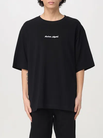 Maison Kitsuné T-shirt  Men Color Black