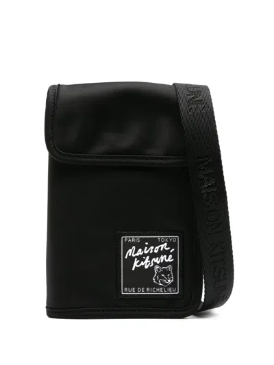 Maison Kitsuné Maison Kitsune Shoulder Bag The Traveller P In 黑色的