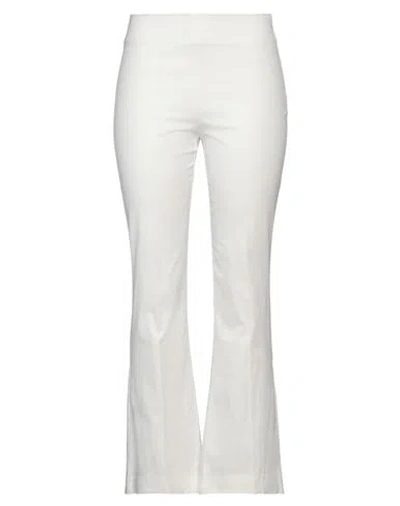 Maison Laviniaturra Woman Pants White Size 10 Cotton, Elastane