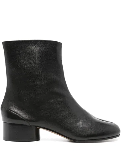 Maison Margiela Tabi Split Toe Leather Ankle Boots In Black