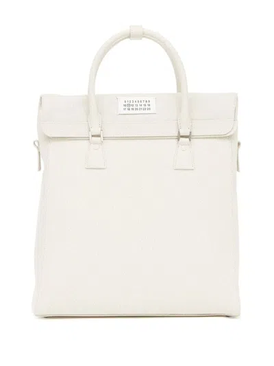 Maison Margiela Logo-patch Leather Backpack In Weiss