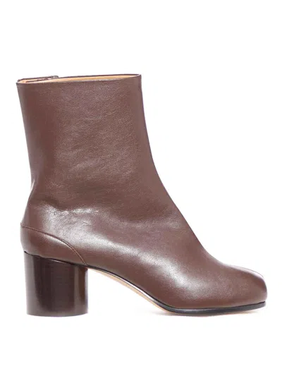 Maison Margiela Tabi Ankle Boots In Brown