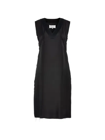 Maison Margiela Anonymity Of The Lining V-neck Midi Dress In Black