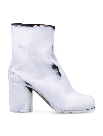 Maison Margiela Tabi White Ankle In Paint_white