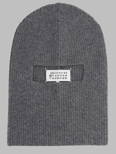 Maison Margiela Grey Knitted Beanie Cap In Gray