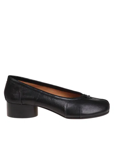 Maison Margiela Ballerina Shoes In Soft Textured Leather In Black