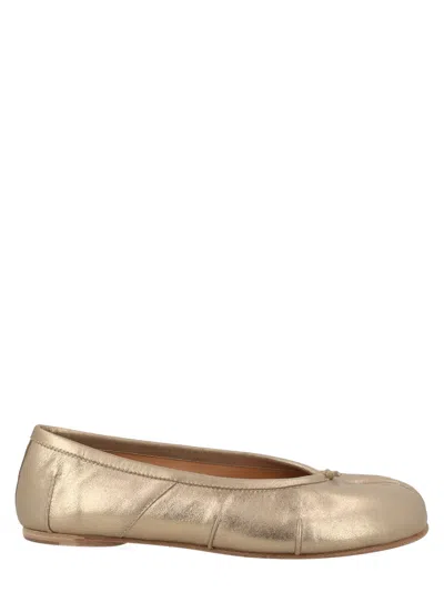 Maison Margiela New Tabi Smooth Leather Split-toe Flats In Brown