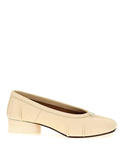 Maison Margiela Ballet Flats In White
