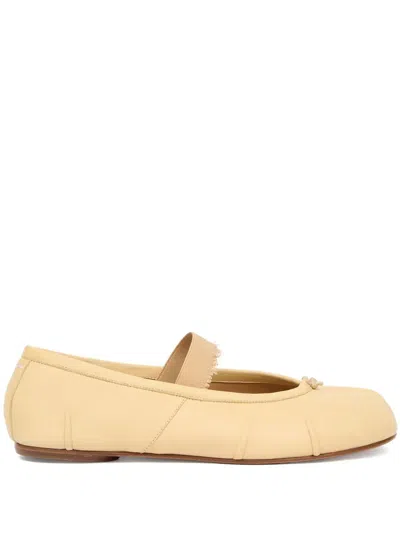 Maison Margiela Ballet Shoe In Blè/nude