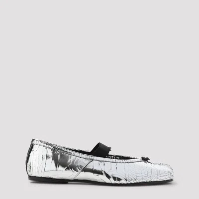 Maison Margiela Tabi Split-toe Metallic Cracked-leather Ballet Flats In Silver