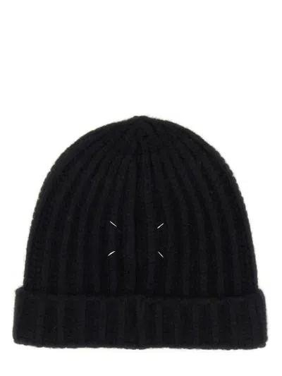 Maison Margiela Beanie Hat In Black