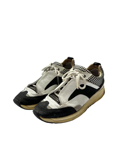 Pre-owned Maison Margiela Black & White Low Top Sneakers In Black/white