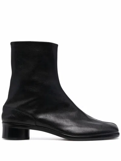 Maison Margiela Vintage Leather Tabi Boots In Black