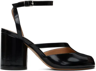 Maison Margiela Tabi Sandals In Brushed Leather In Black