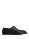 Maison Margiela Black Leather Tabi Loafer With Unique Cut And Distinctive Stitching In Black