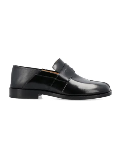 MAISON MARGIELA BLACK TABI TOE LOAFERS