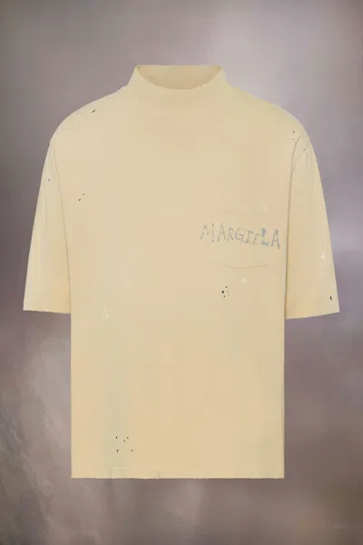 Maison Margiela Blush Beige T-shirt With Graffiti Logo
