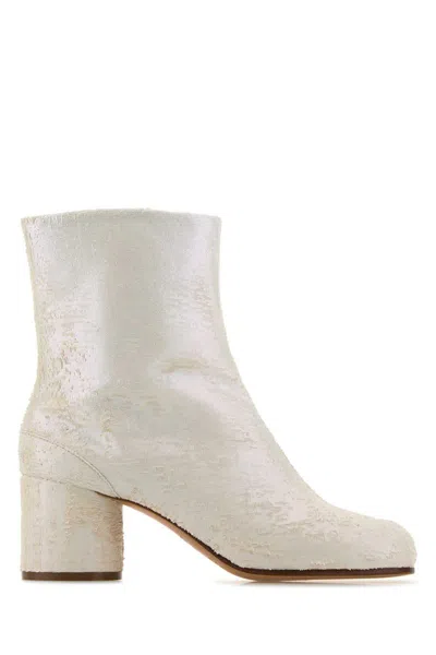 Maison Margiela Boots In Neutral