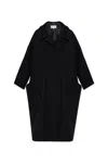 MAISON MARGIELA BOUCLÉ STRAIGHT HEM OVERSIZED COAT