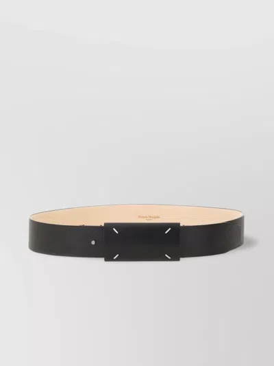 Maison Margiela Buckle Detail Textured Leather Belt In Black