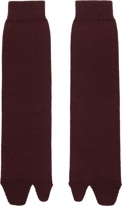 MAISON MARGIELA BURGUNDY TABI SOCKS