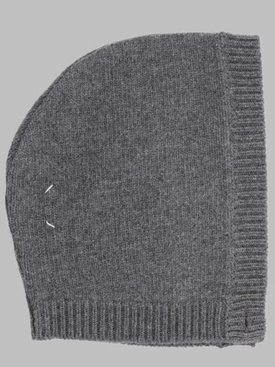 Maison Margiela Ultra-luxe Virgin Wool Hat In Gray