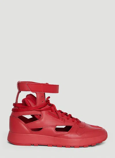 Maison Margiela Classic Leather Tabi High Sneakers In Red