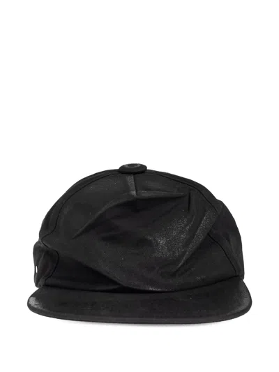 Maison Margiela Curved Brim Adjustable Hat With Stitching Detail In Black