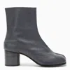 MAISON MARGIELA DARK GREY TABI LOW BOOT