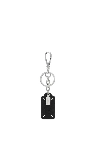 Maison Margiela Four Stitches Tag Keyring In Black