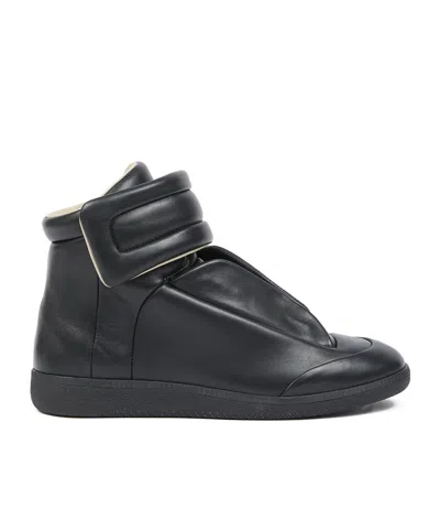 Maison Margiela Future Low Sneakers Ankle Length Rubber Sole In Black